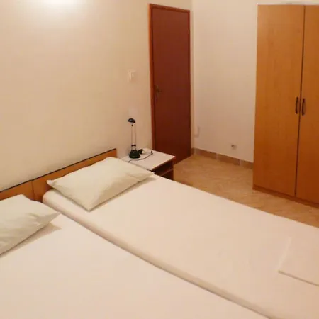 A 2 - Near With Terrace And The Sea View Apartamento