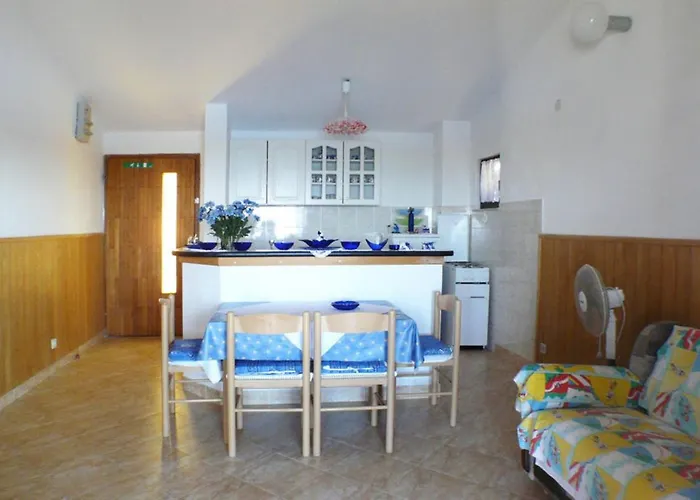 A2 - Near With Terrace And The Sea View Apartamento Blato (Korcula)