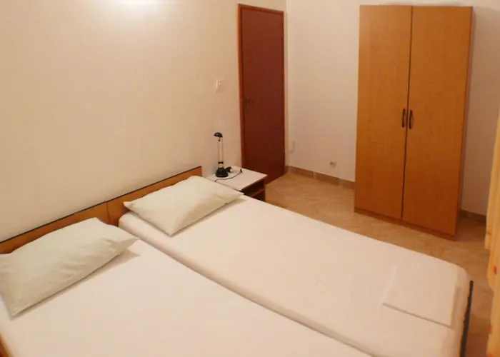 A2 - Near With Terrace And The Sea View Apartment